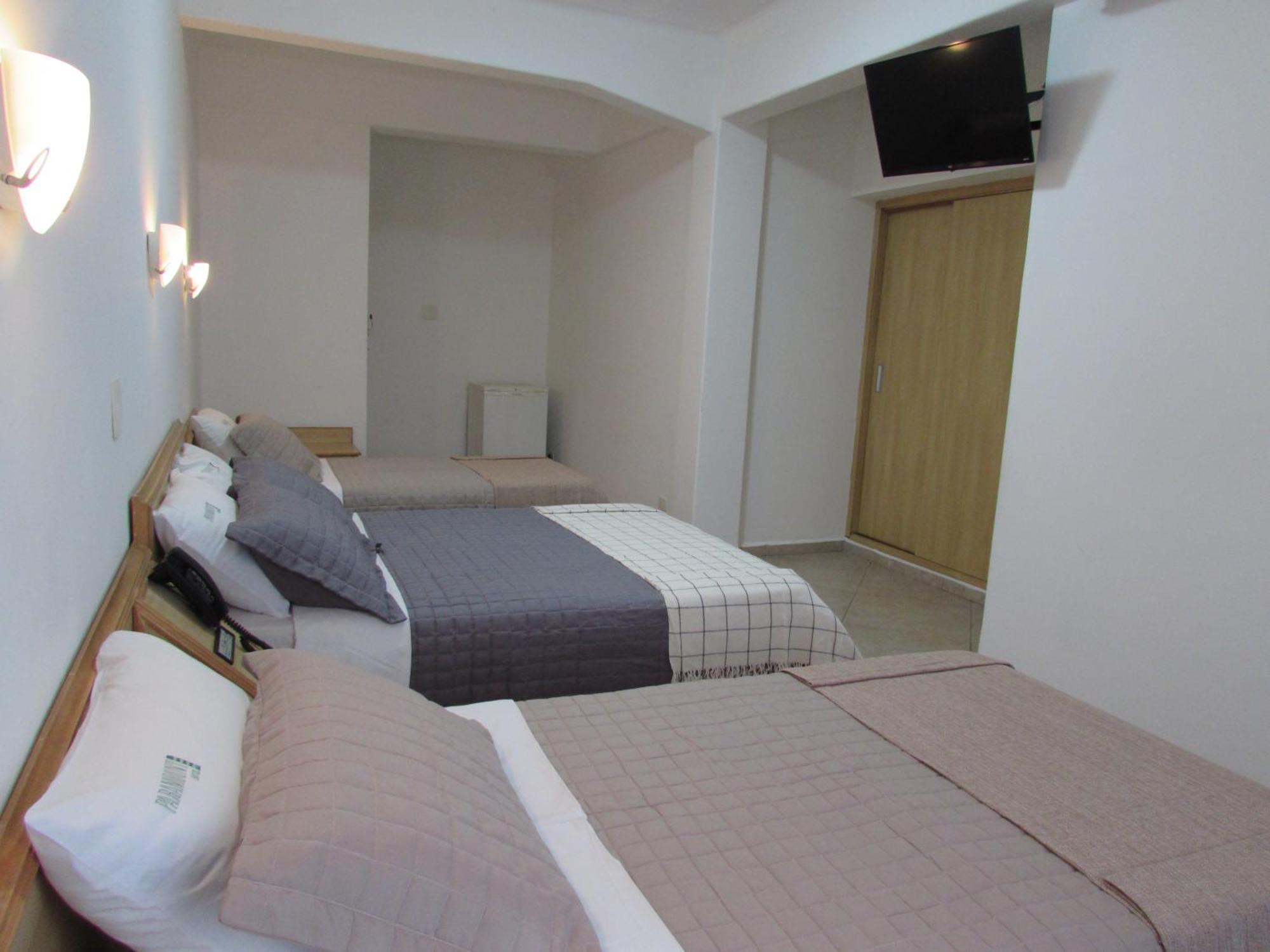 Hotel Paramount- Proximo A 25 De Marco Bras Bom Retiro E Expo Center Norte "Garanta Ja Sua Reserva" Сао Паоло Екстериор снимка